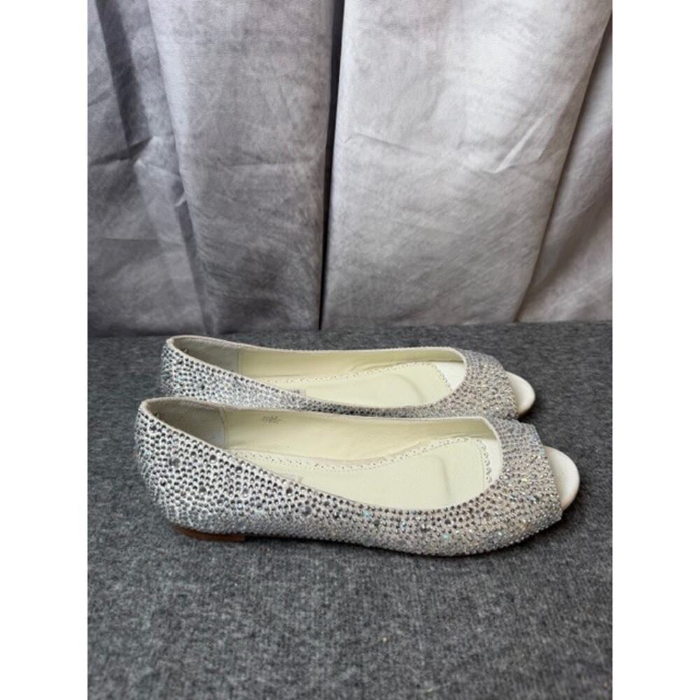 Benjamin Adams London Ivory Dutchess Silk Crystal Halle Women's Flats Sz 6.5 - Picture 4 of 10